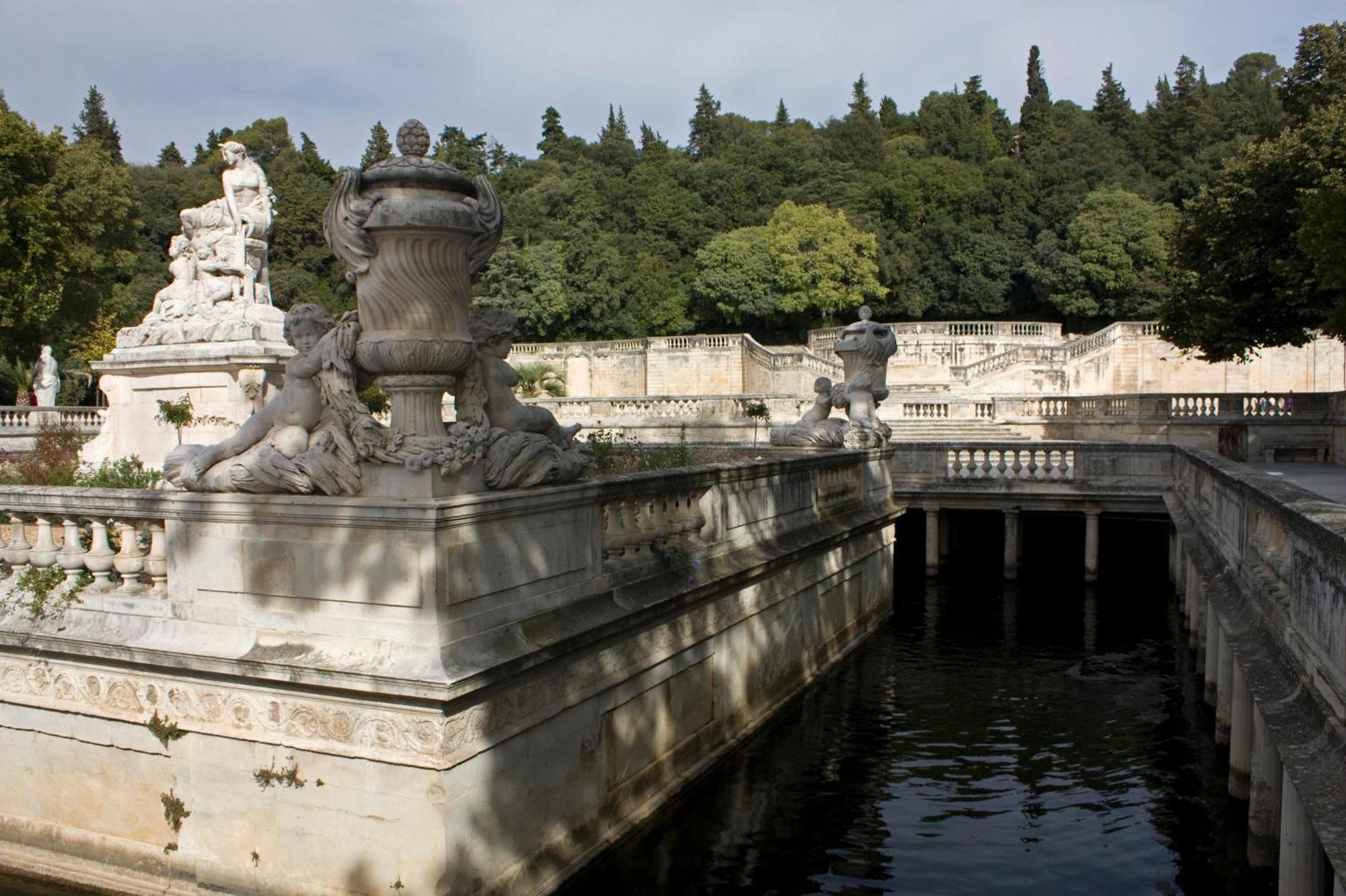 Le Studio D'Auguste- Coeur De Nimes-Chaleureux-Emplacement Ideal 외부 사진
