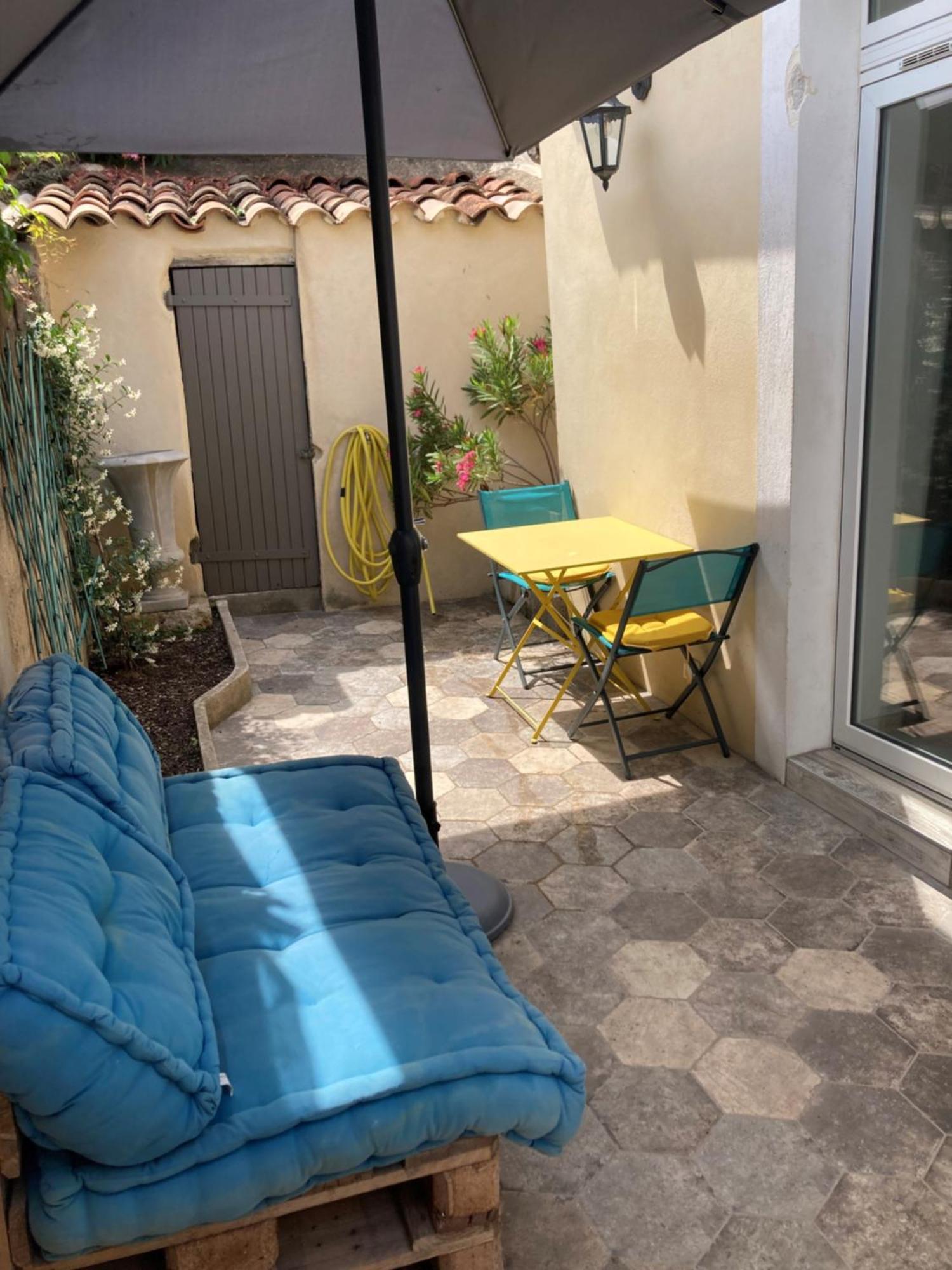 Le Studio D'Auguste- Coeur De Nimes-Chaleureux-Emplacement Ideal 외부 사진